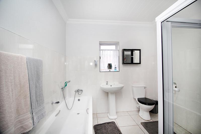 4 Bedroom Property for Sale in Dolphin Creek Golf Estate Western Cape